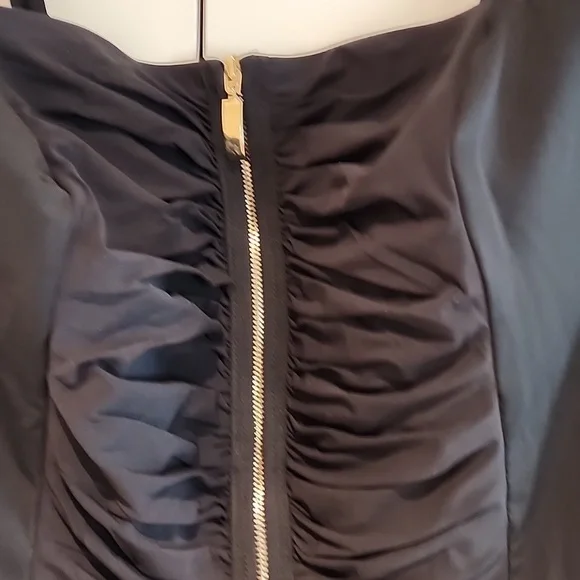 Bathing suit - Picture 3 of 5